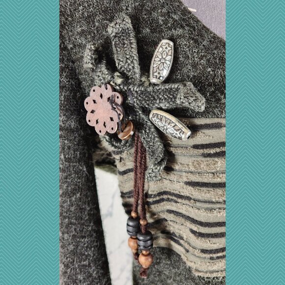 John Fashion Wool Blend Textured Floral Applique Midi Dress - Picture 2 of 6